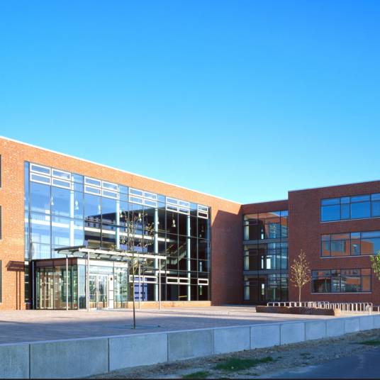 Neubau der Integrierten Gesamtschule in Kronsberg