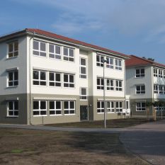 Neubau und Betrieb eines zweizügigen Gymnasiums in der Gemeinde Grünheide