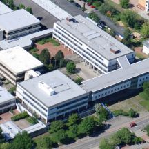 Erweiterung, Umbau und Sanierung eines Berufsschulgebäudes mit Dreifeldsporthalle