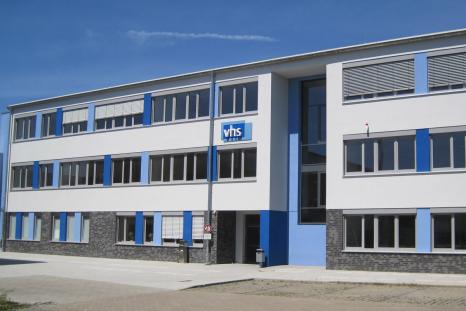 Das Gebäude wurde auf Grundlage eines mit den Nutzern abgestimmten Vorentwurfes realisiert. Dieser war Grundlage der funktionalen Leistungsbeschreibung (Bilder: VHS Osnabrücker Land).