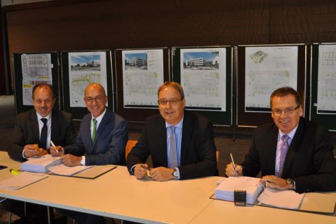Vertragsunterzeichnung in Meckenheim