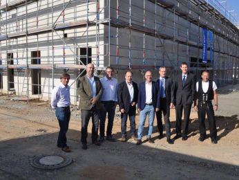 Großer Andrang beim Richtfest in Meckenheim