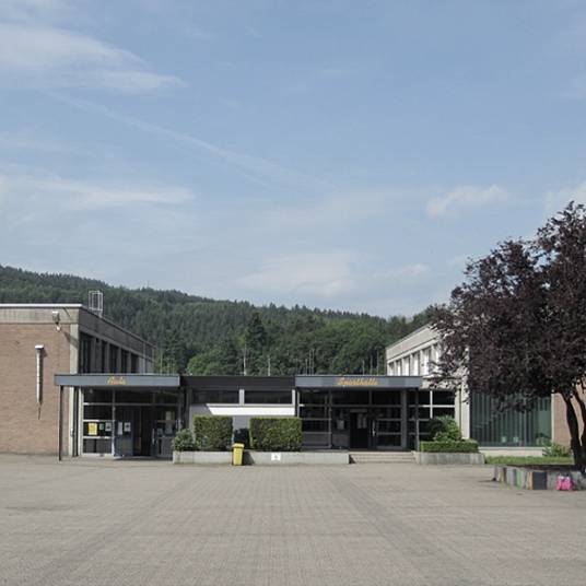 Der Gebäudebestand des Aggertal-Gymnasiums vor der Sanierung