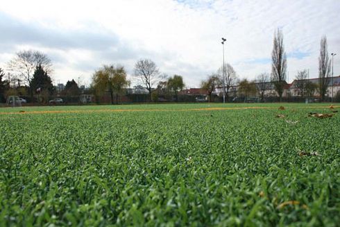 Kunstrasenplätze fertig saniert