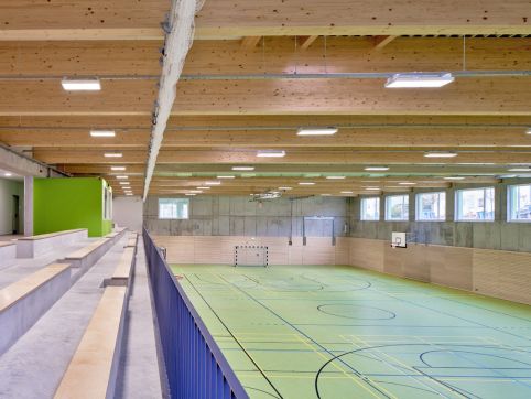 Ersatzneubau mit eigener Sporthallle der Gebrüder-Grimm-Schule in Hoppegarten bei Berlin