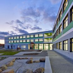 Neubau der Gebrüder-Grimm-Grundschule in Hoppegarten