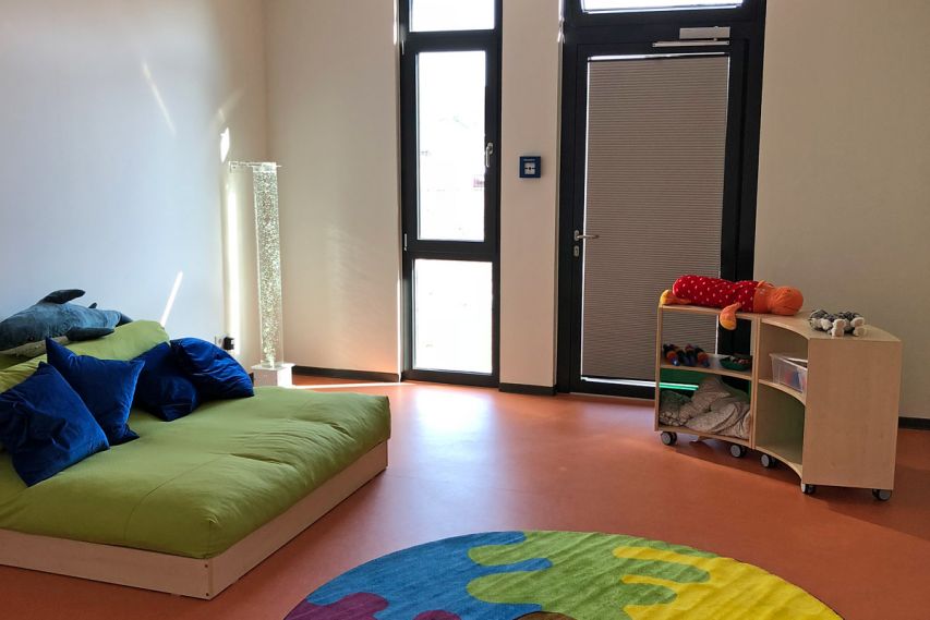 Bunte Farben und helle Räume, laden die Kinder zum spielen ein (Bilder:VBD) Bunte Farben und helle Räume, laden die Kinder zum spielen ein (Bilder:VBD)