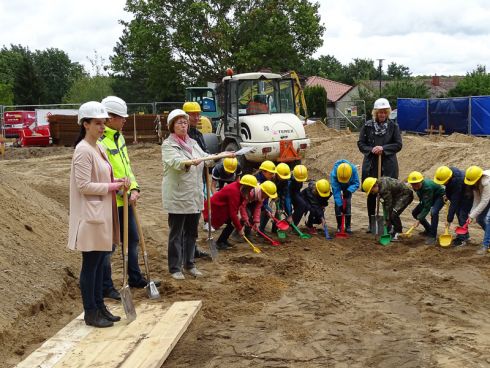 Erster Spatenstich in Woltersdorf