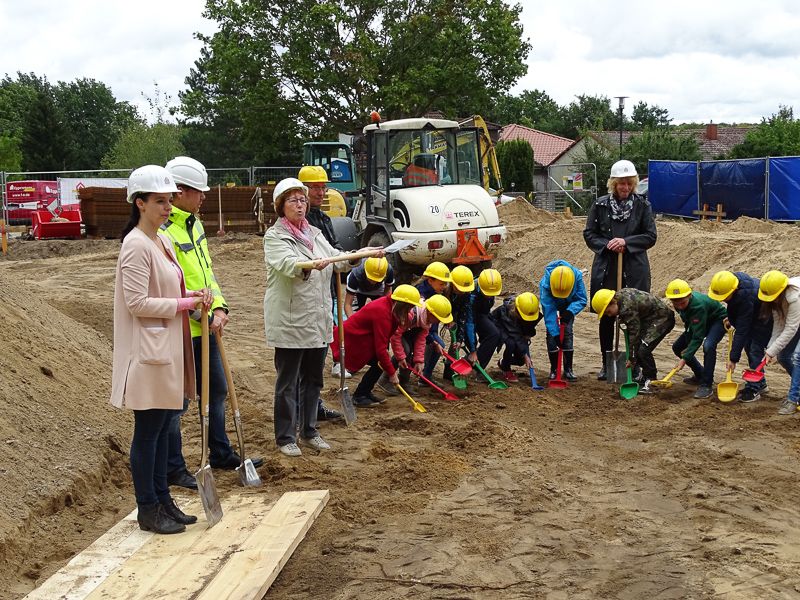 Erster Spatenstich in Woltersdorf