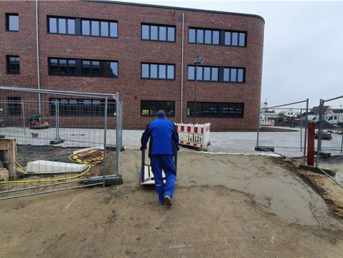 Erster Bauabschnitt des Ersatzneubaus auf dem ca. 36.000 m² Grundstück in Dorum fertiggestellt
